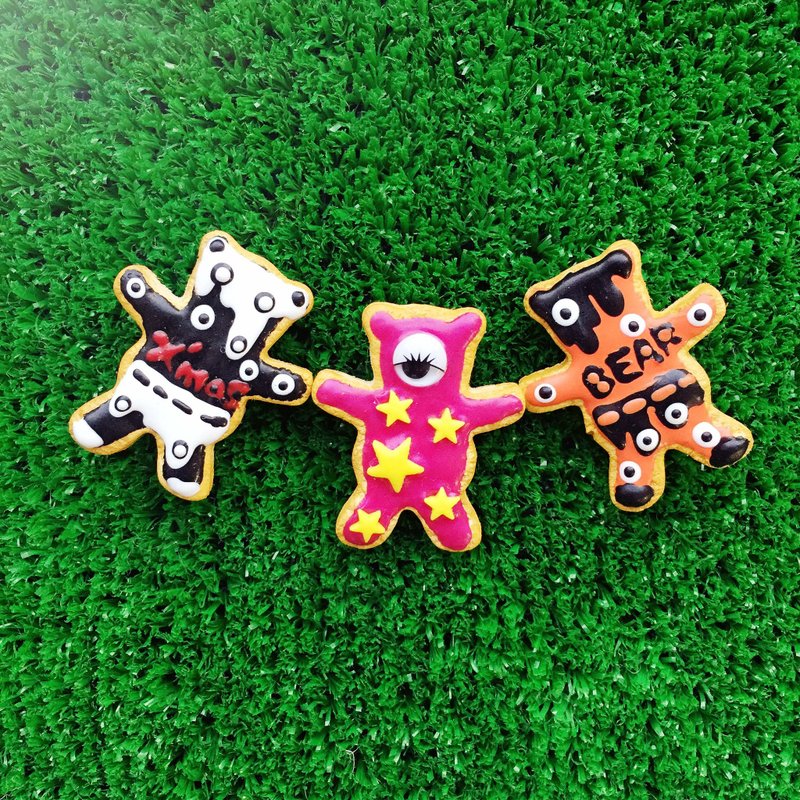 Koko Loves Dessert // 圣诞版不溶你口糖霜饼干别针-圣诞熊熊 - 胸针 - 粘土 