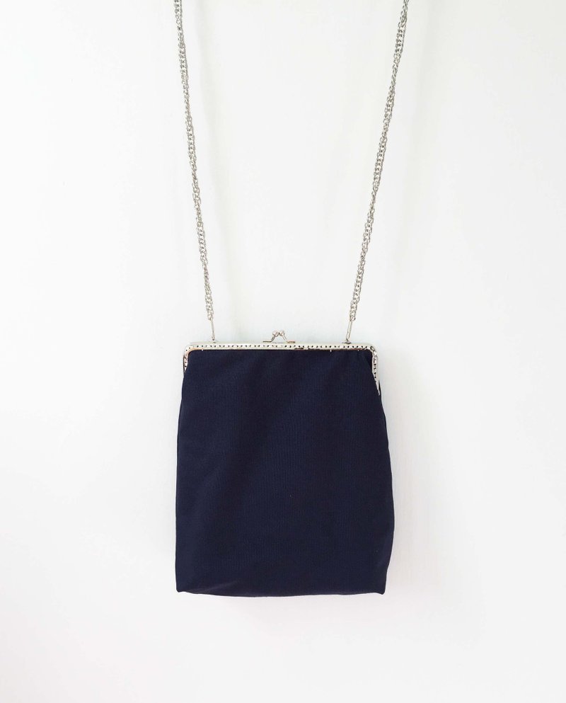 Wahr_深蓝口金包/侧背包/链条包/化妆包/随身包 - 侧背包/斜挎包 - 其他材质 蓝色