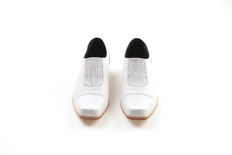 ZOODY / 新生 / 手工鞋 / 平底深口包鞋 / 岩白色 - 其他女款皮鞋 - 真皮 白色