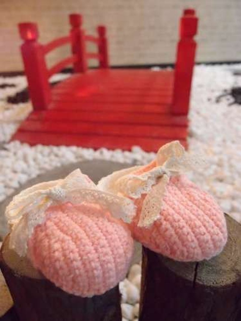 粉嫩Q弹饱嘴婴儿鞋- 蕾丝款- 小粉红 (多色) 手工编织 - 童装鞋 - 其他材质 粉红色