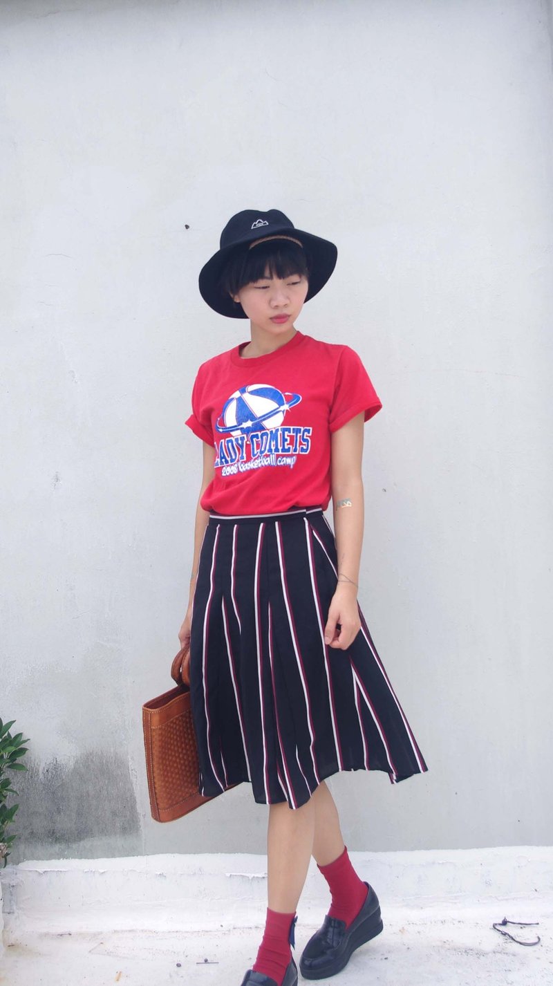 4.5studio-日本扛回下北泽古着-葛莱芬多学院黑X红鱼尾伞摆群 - 裙子 - 其他材质 黑色