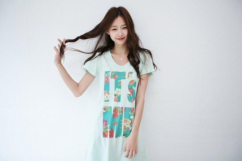 SUMI✿✿IT'S ME✿✿复古花纹长版T-shirt_3SF080_浅绿 - 女装 T 恤 - 棉．麻 绿色