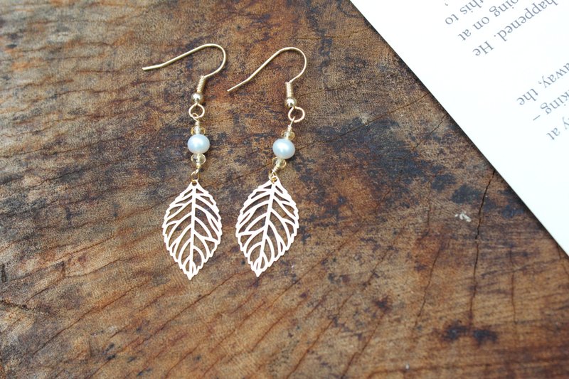 11月诞生石-黄水晶花叶系列垂吊耳环-TREASURE/黄水晶Citrine - 耳环/耳夹 - 其他金属 金色