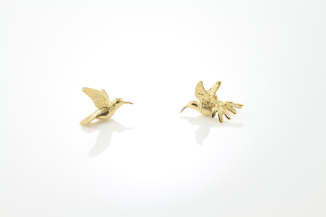 Humming Bird Earring - gold - 耳环/耳夹 - 其他金属 金色