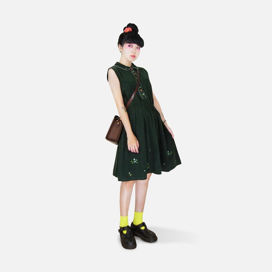 A·PRANK :DOLLY :: 复古着VINTAGE墨绿刺绣小花纹灯芯绒无袖缩腰古着小洋装 - 洋装/连衣裙 - 棉 绿色