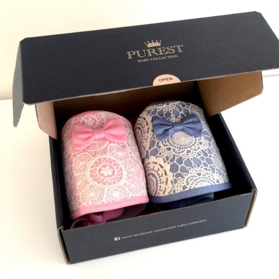 PUREST baby collection 【怎样兜粉美】蝴蝶结蕾丝装饰围兜2入【礼盒组】 ❤给宝宝最佳弥月周岁礼盒的首选 - 满月礼盒 - 棉 