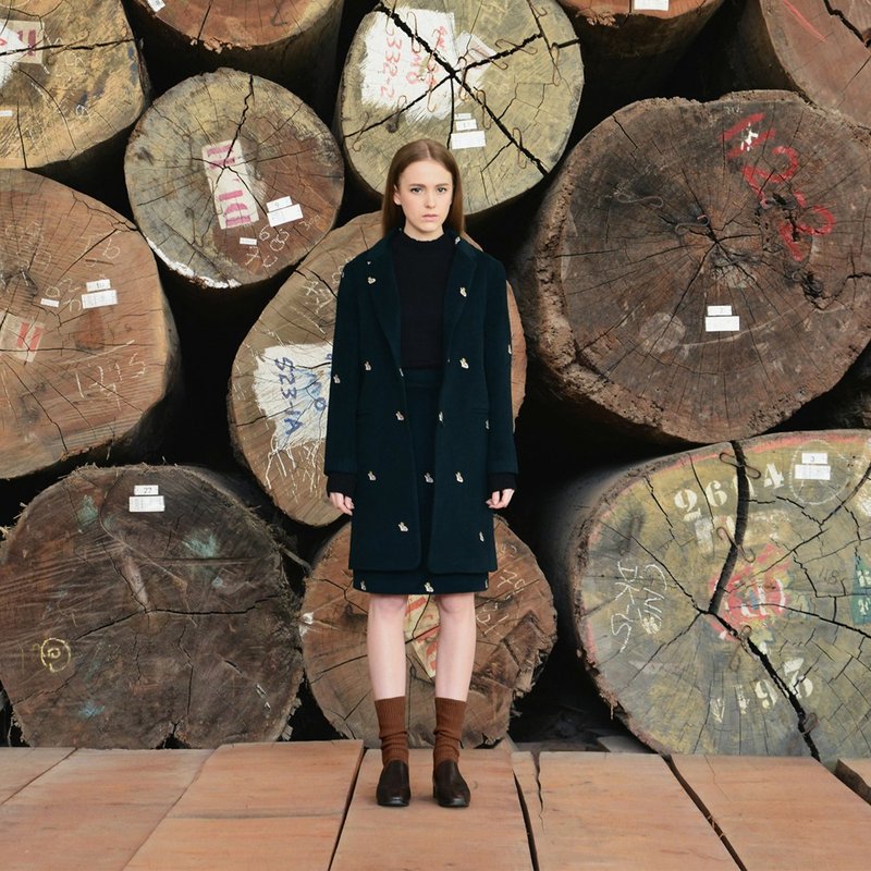 MSKOOK 外套 墨绿色响指刺绣全羊毛大衣 - 女装休闲/机能外套 - 其他材质 绿色