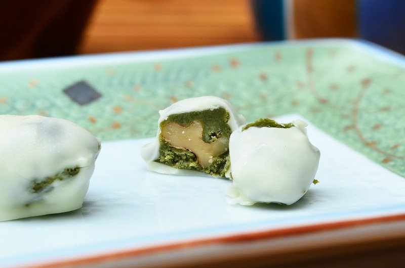 抹茶牛奶核桃巧克力 - 巧克力 - 新鲜食材 绿色