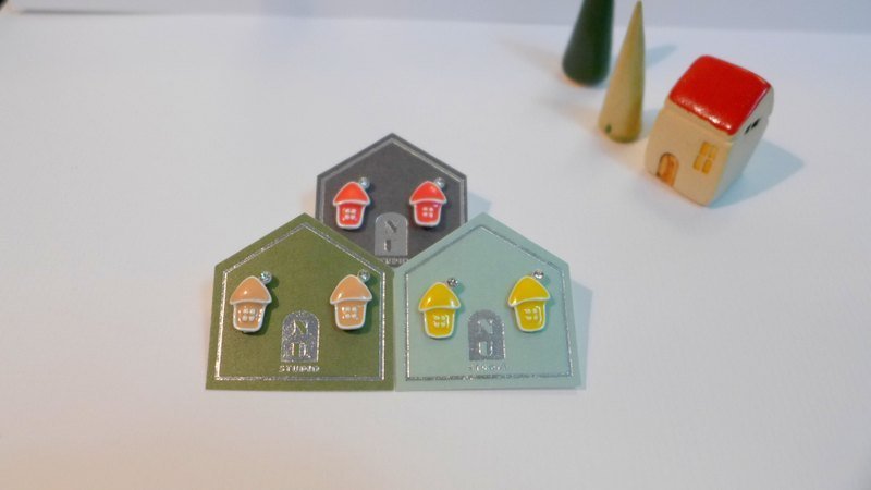 【N.U. Studio】人人都有房子住  小小房子 耳环 - 耳环/耳夹 - 其他金属 多色