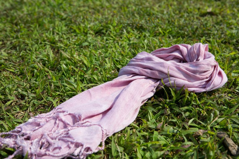 木可染-植物染-紫围巾 - 丝巾 - 棉．麻 紫色