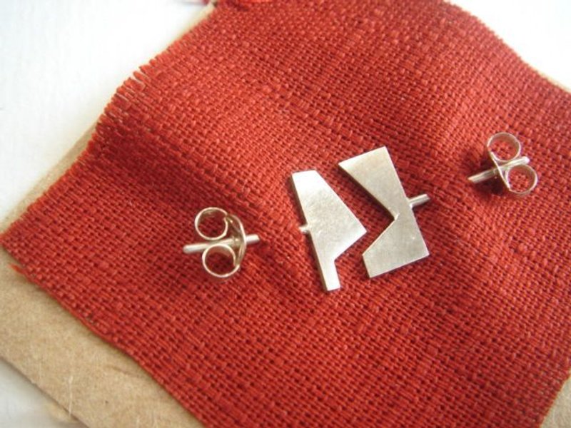 失落的一角 missing piece 耳环#11 - 耳环/耳夹 - 其他金属 