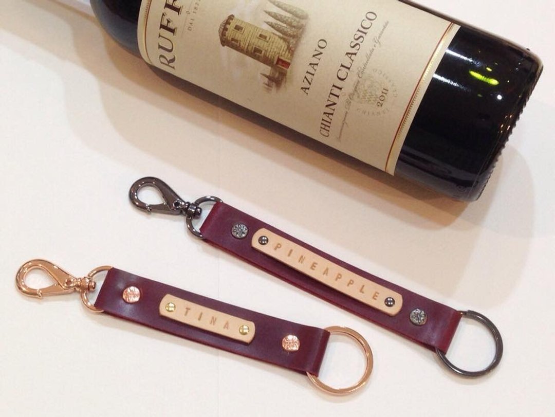 ‘限定2入’福尔摩斯皮革钥匙圈®‘酒红’ keychain - 钥匙链/钥匙包 - 真皮 红色