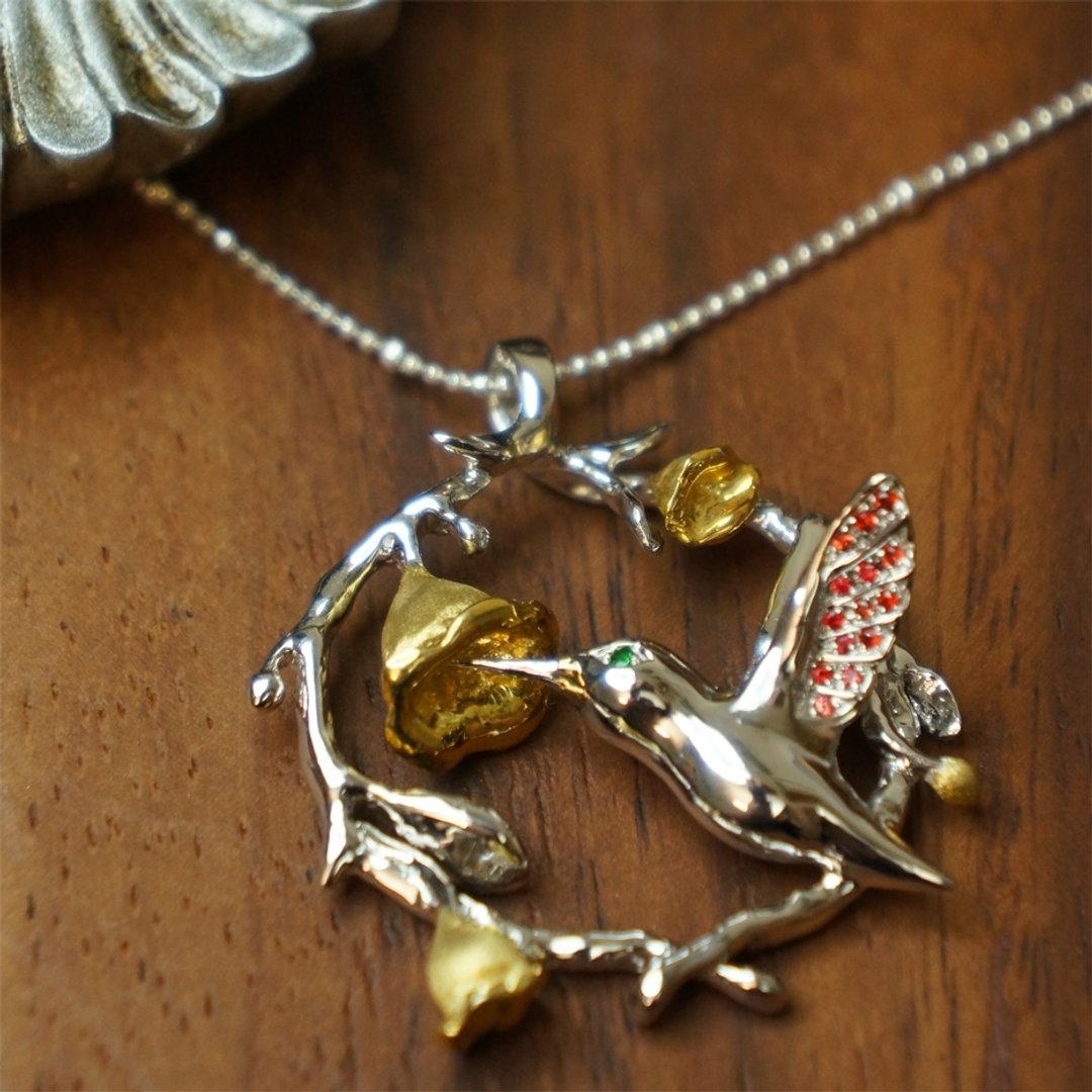 *ONLY ONE* ♦NINA SHIH JEWELRY♦乐蜂了::纯银镶石蜂鸟项链 - 项链 - 宝石 橘色