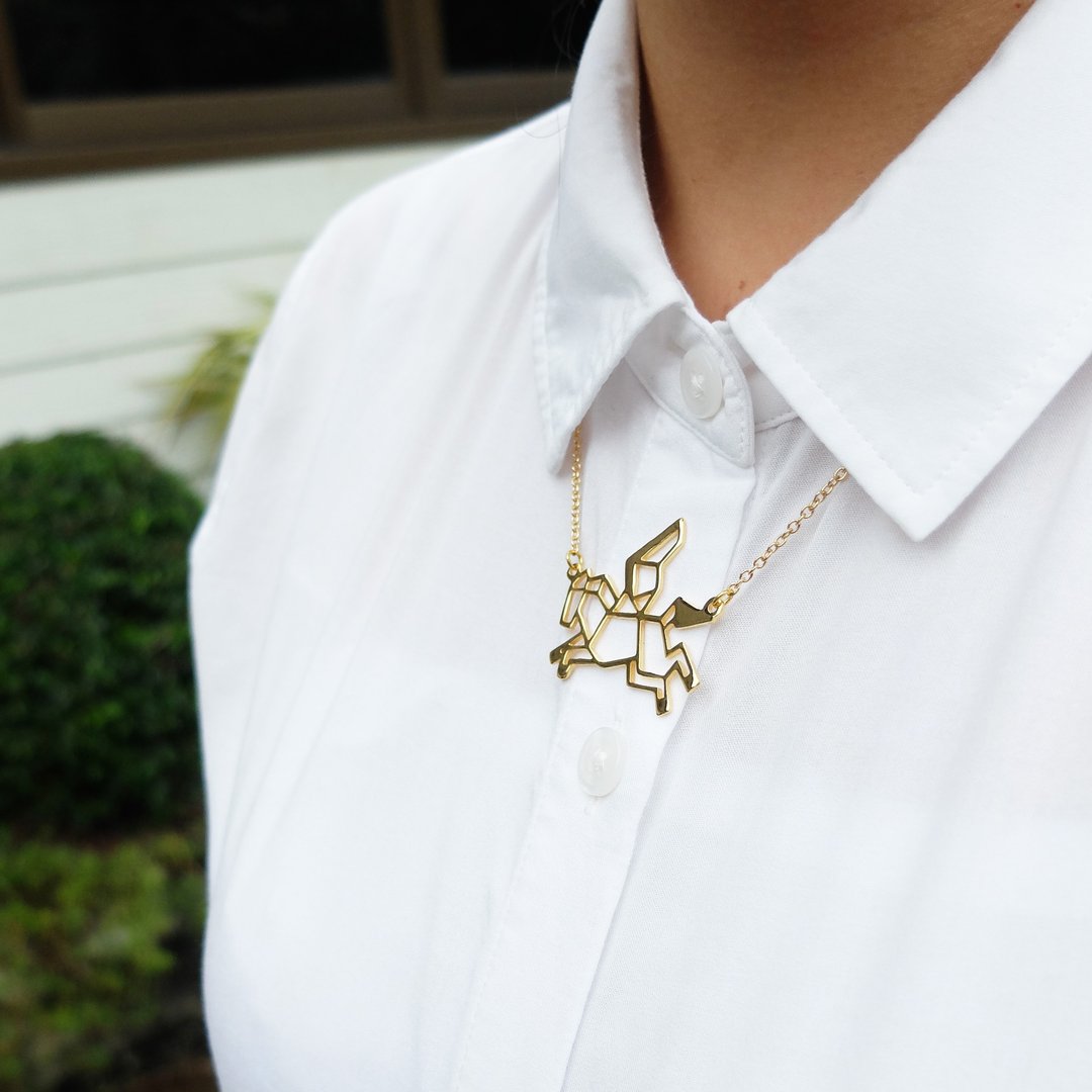 Pegasus, origami Necklace, Animal necklace, Fantasy Gifts, Gift for her - 项链 - 铜/黄铜 金色