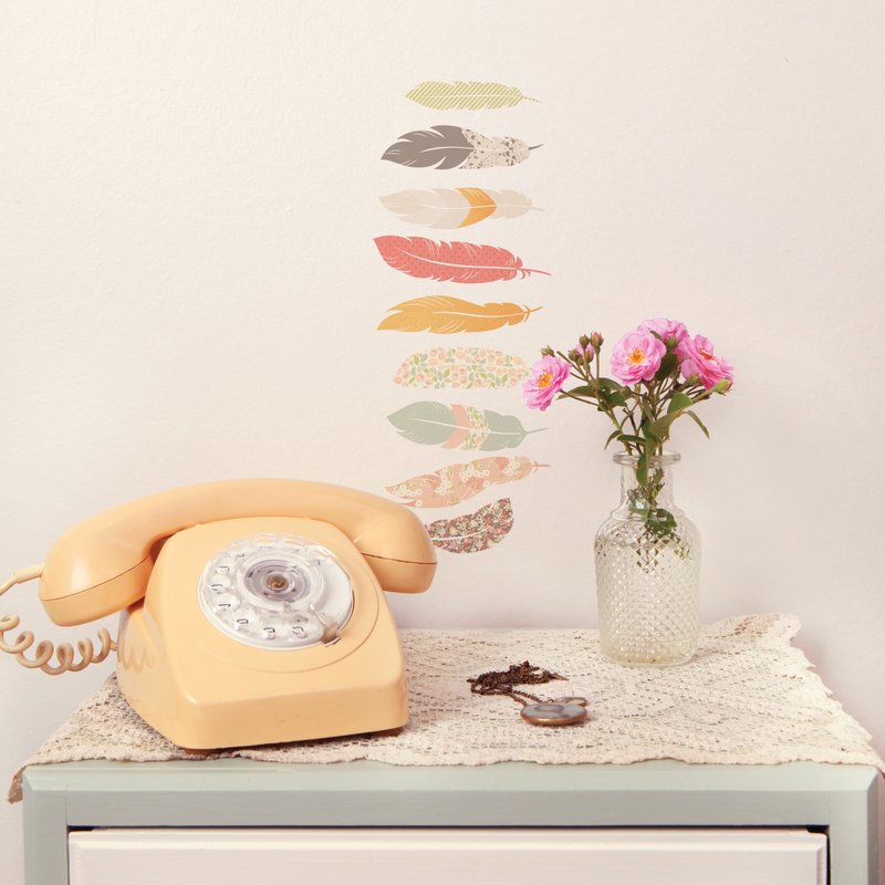 彩色羽毛mini  <love mae 澳洲环保无毒专利壁贴> - 墙贴/壁贴 - 其他材质 多色