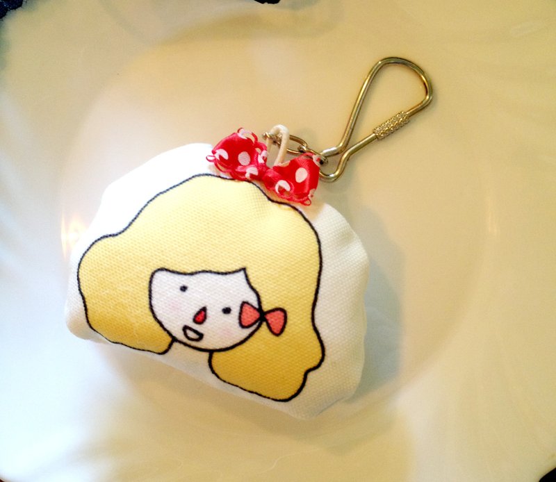 万用吊饰 -- 朵拉 吊饰/钥匙圈 - 钥匙链/钥匙包 - 其他材质 黄色