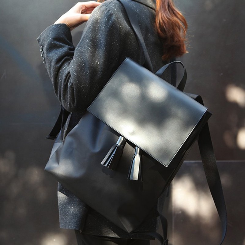 韩国ithinkso 直立后背包 双材质混搭 LEATHER FLAP BACKPACK-Black - 后背包/双肩包 - 聚酯纤维 