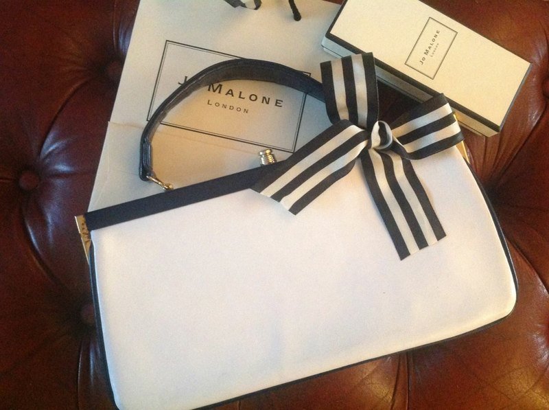 ♥安妮疯古物♥英国制,英伦风 古董包 vintage包 复古蓝白色海军系列 ~ 圣诞礼物 - 其他 - 真皮 白色