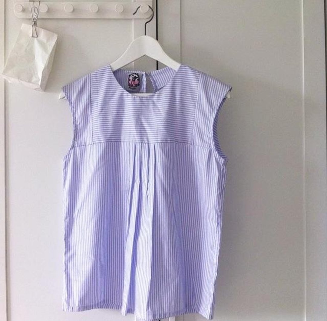 Handmade sleeveless shirts Striped purple light Cute handmade Light Purple Stripe sleeveless blouse from Japanese fabric. - 女装背心 - 棉 紫色