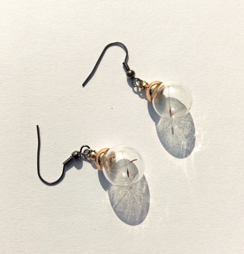 古铜耳环【蒲公英】-XIAO ◆收藏季节系列 14mm  礼物 玻璃 手工 特别 情人节 - 耳环/耳夹 - 玻璃 咖啡色