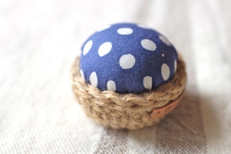 彩色糖果。麻线针插 [蓝色豆豆] - 其他 - 其他材质 蓝色