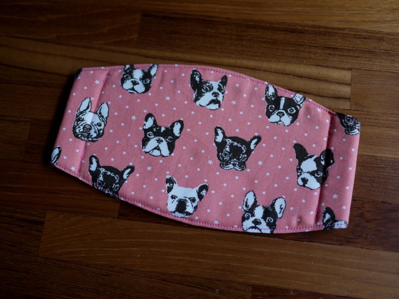 【Katie．C 凯蒂．心．手感生活】手作口罩=日本进口布料＊点点斗牛犬 - 口罩 - 其他材质 粉红色