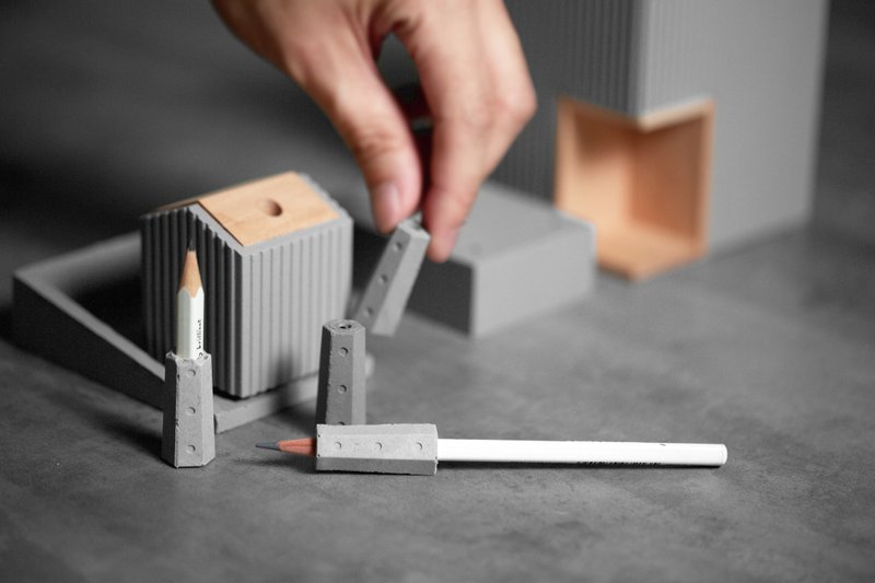 软水泥笔套(一组两个)， 小城市系列 - 笔筒/笔座 - 水泥 灰色