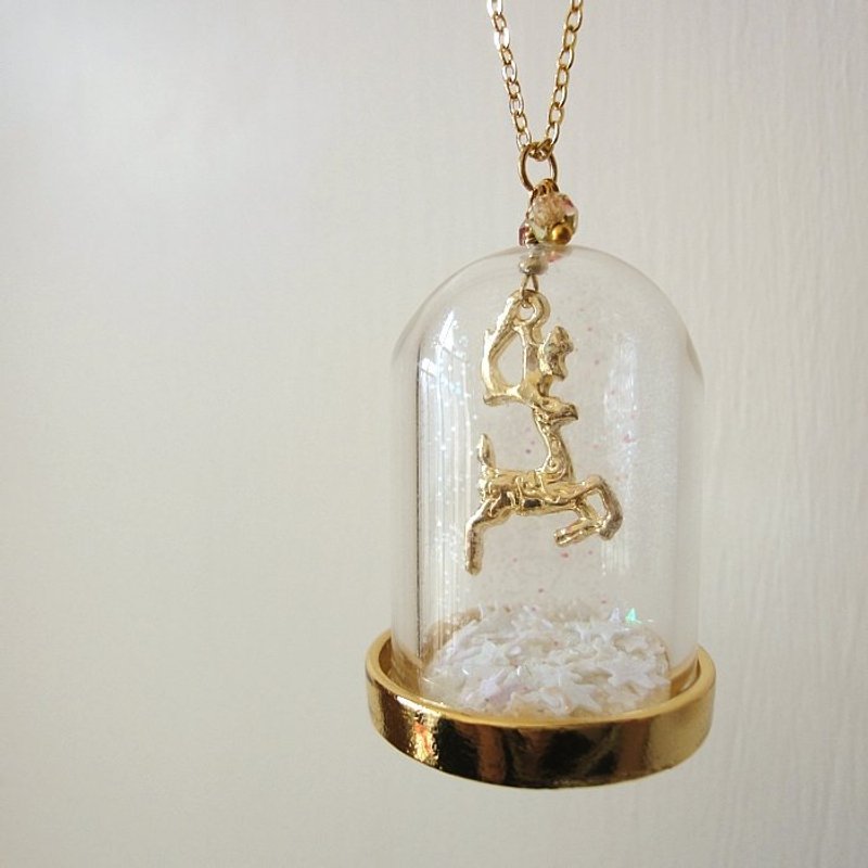 {KNL0079}圣诞节限量新品~玻璃罩雪花长项炼-金色麋鹿 - 项链 - 玻璃 金色