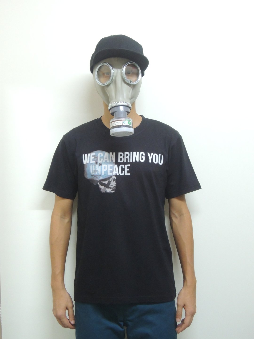 We Can Bring You "un"Peace 100%纯棉黑色T恤 (SmogUp) - 中性连帽卫衣/T 恤 - 棉 黑色