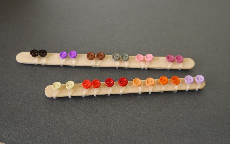 Light you up 钮扣儿夹式耳环 - 耳环/耳夹 - 其他材质 多色