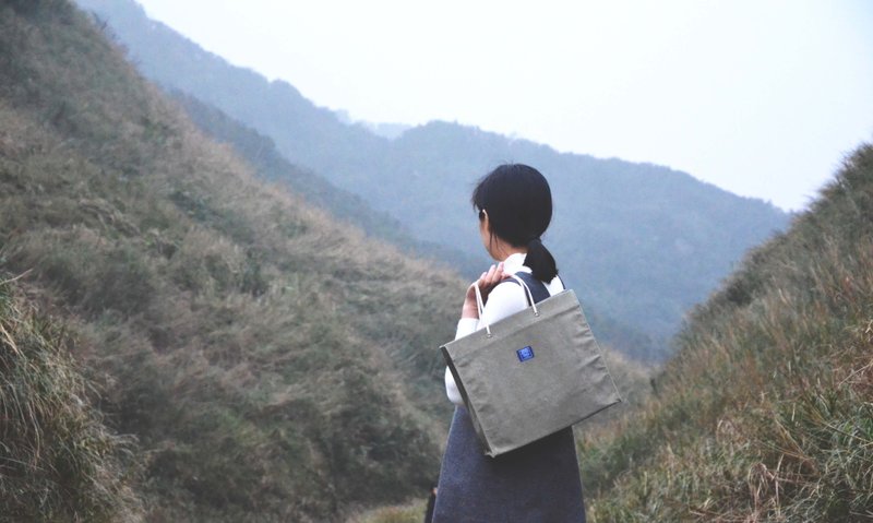 现货 像纸袋的帆布袋 _ 水洗墨绿  (M) - 手提包/手提袋 - 其他材质 绿色