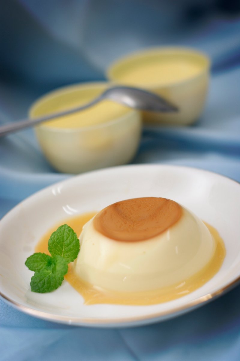 焦糖烤布丁 - 蛋糕/甜点 - 新鲜食材 黄色