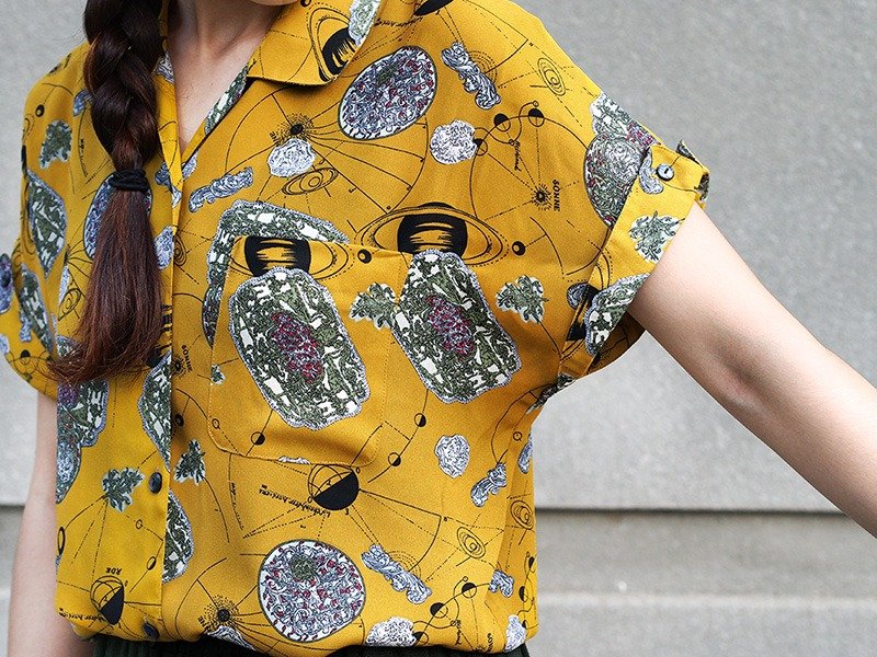 小牛村 Calf Village 古着 复古 短袖衬衫 {天文与石器的邂逅} 芥黄 - 女装衬衫 - 其他材质 黄色