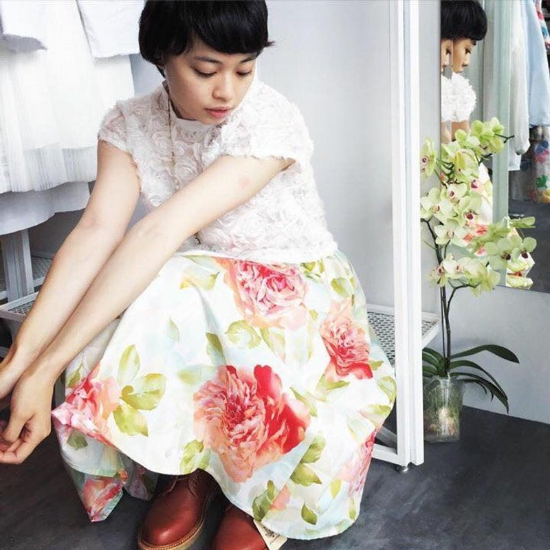 Floral A-skirt - 裙子 - 其他材质 