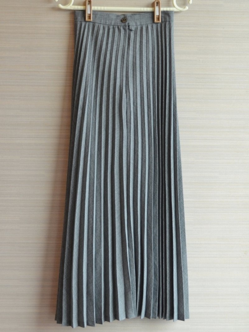 {地花ilakoa}【古着】台湾制 日本制素材灰色定番百摺长裙 - 裙子 - 其他材质 灰色