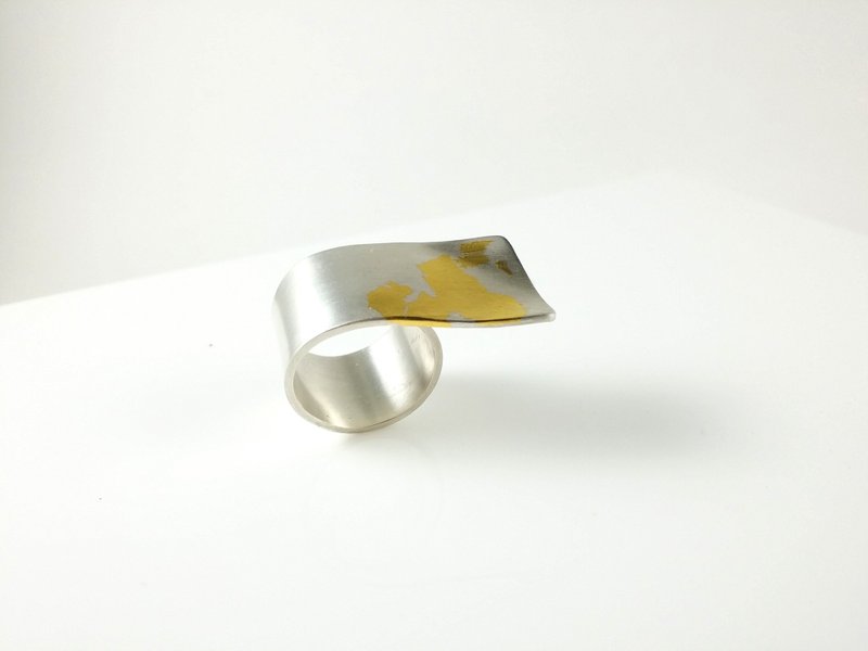 纯银"金箔"戒 书画系列 Calligraphy Collection CGR004 设计师手工限量 纯银金箔戒 - 戒指 - 纯银 银色