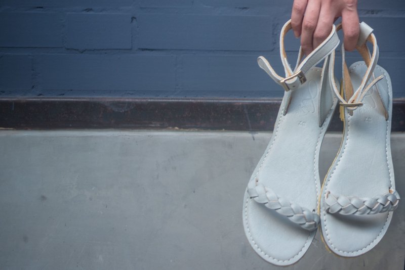 Alina Grey - 女款休闲鞋 - 真皮 灰色