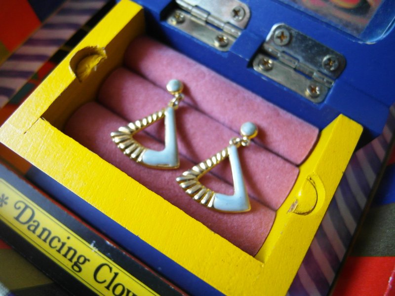 复时品【针式收藏品：冰雪】 - 耳环/耳夹 - 其他材质 金色