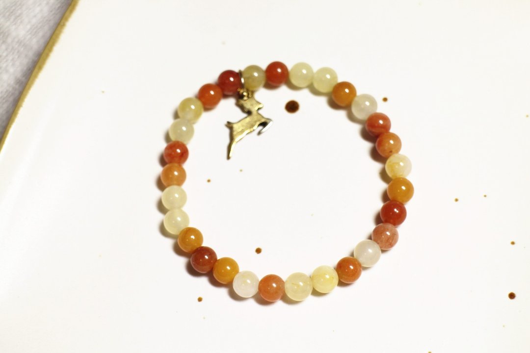 动物系列【斑比】手环 · 老黄玉 x 古金吊饰 - Caterpillar. Stone - 手链/手环 - 宝石 橘色