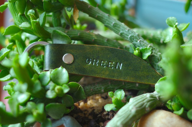 真皮英文姓名钥匙圈（手染缤纷款） - 钥匙链/钥匙包 - 真皮 多色