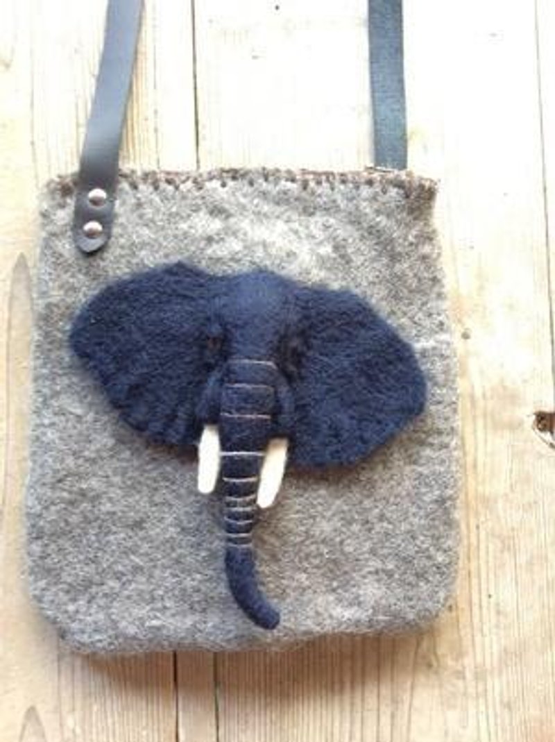 Inadvertently's elephant (shoulder bag) - 侧背包/斜挎包 - 羊毛 灰色