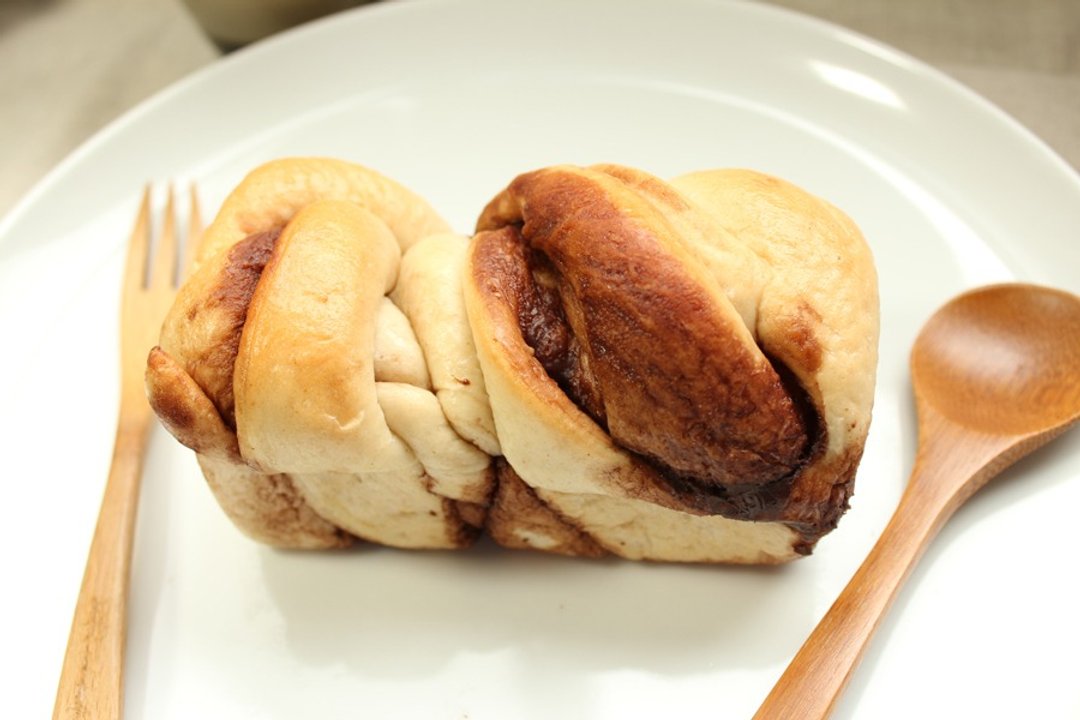 苦甜巧克力米面包 - 面包/吐司 - 新鲜食材 黑色