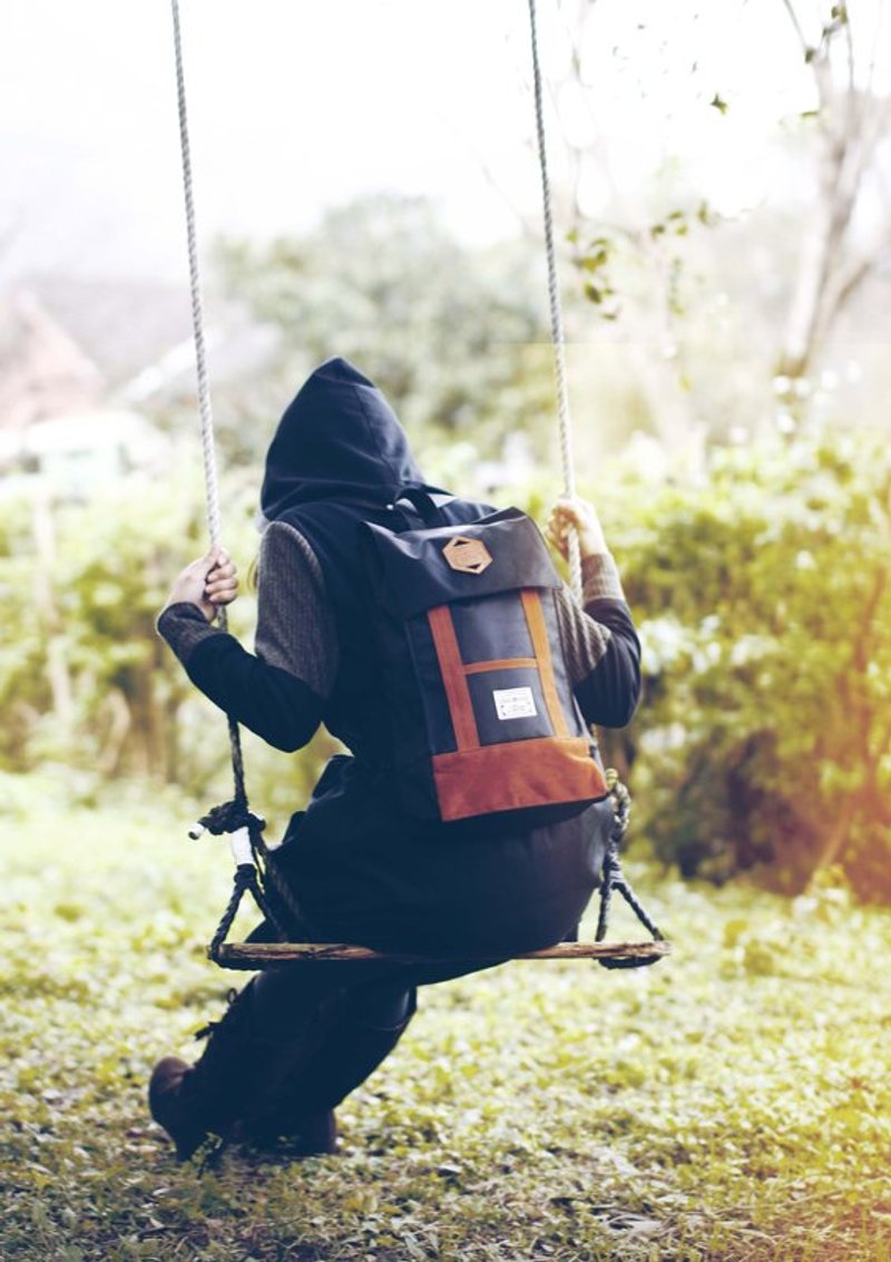 2013 H小书包 H Satchel ｜经典尼龙黑 - 侧背包/斜挎包 - 防水材质 黑色