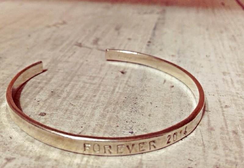 素面银手环(细款)【MB005】手工.手作.纯银.手环 - 手链/手环 - 其他金属 灰色