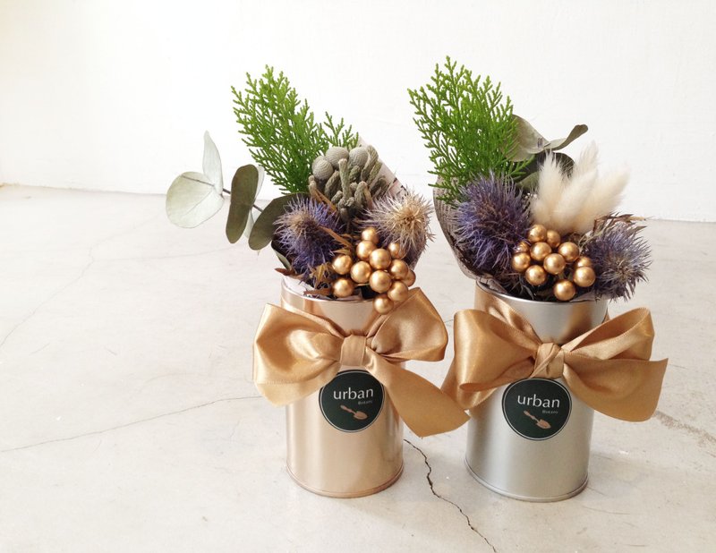 ◥ 金银圣诞干燥叶花礼物罐- 尤加利自然香氛干燥金色缎带干燥花束金属罐 - 植栽/盆栽 - 植物．花 红色