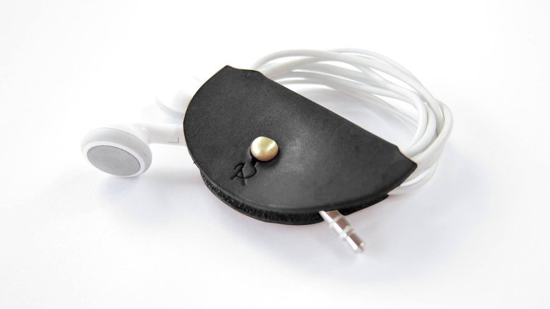 皮革卷线器-实用小道具 /  暖黄色.墨黑色.新色上架水泥灰 - 卷线器/电线收纳 - 真皮 多色