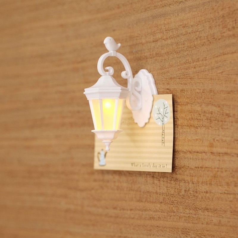 ★新年照亮新希望★ TAISO 微生物系列 - 温暖壁灯磁铁夹 (清新白) - 灯具/灯饰 - 塑料 白色