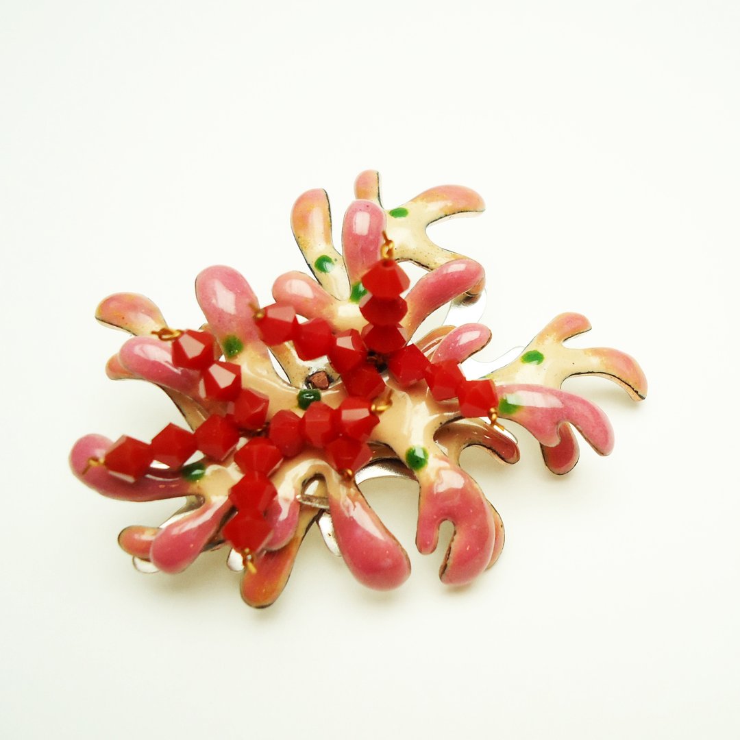 I'm a Desert Plant Waiting for Raining Days [我是一株等待季节性阵雨的沙漠植物]系列胸针之五:珊瑚油桐(可当项坠) - 项链 - 其他金属 