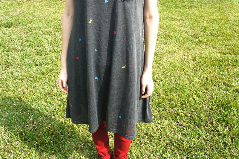 香蕉、▲、● 长长口袋背心洋装 - 女装背心 - 棉．麻 多色