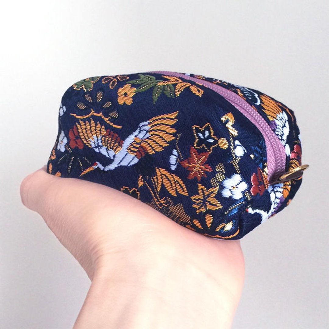Pouch with Japanese traditional pattern, Kimono (Small) "Brocade" - 化妆包/杂物包 - 纸 蓝色